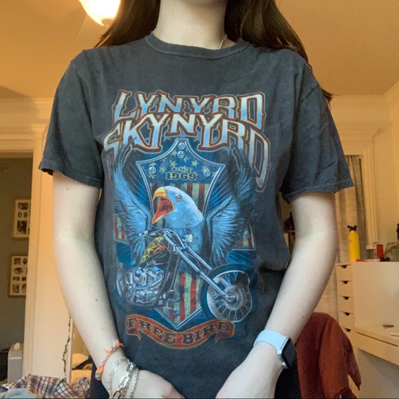 graphic tee - Picture 1 of 2